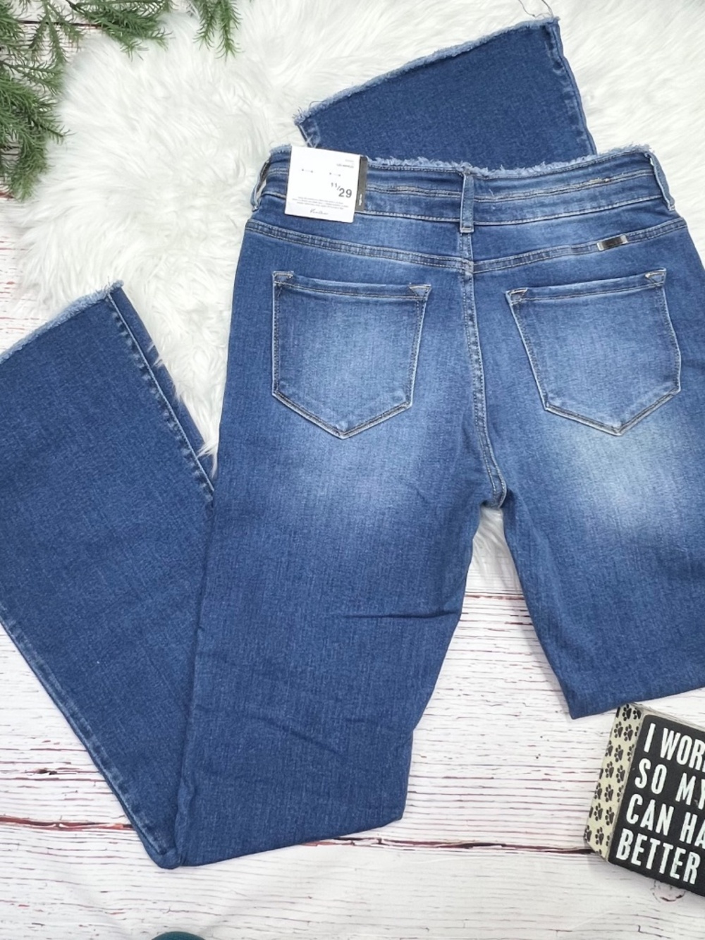👖NWT🤩 |•KANCAN•| High Rise Flare Leg Jeans Size 11/29👖 - Picture 2 of 9